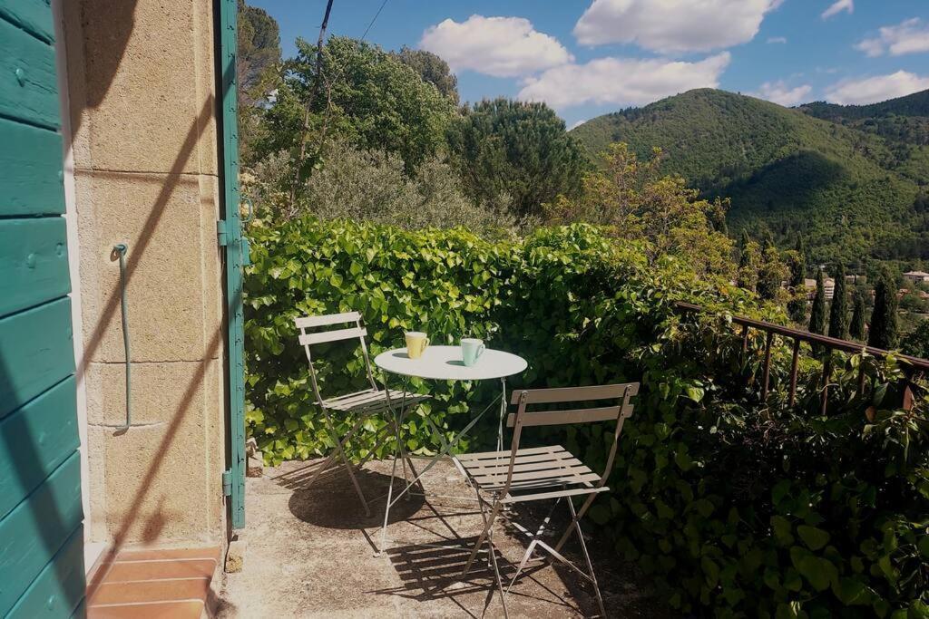 La Maison De Ninia Digne-les-Bains Buitenkant foto